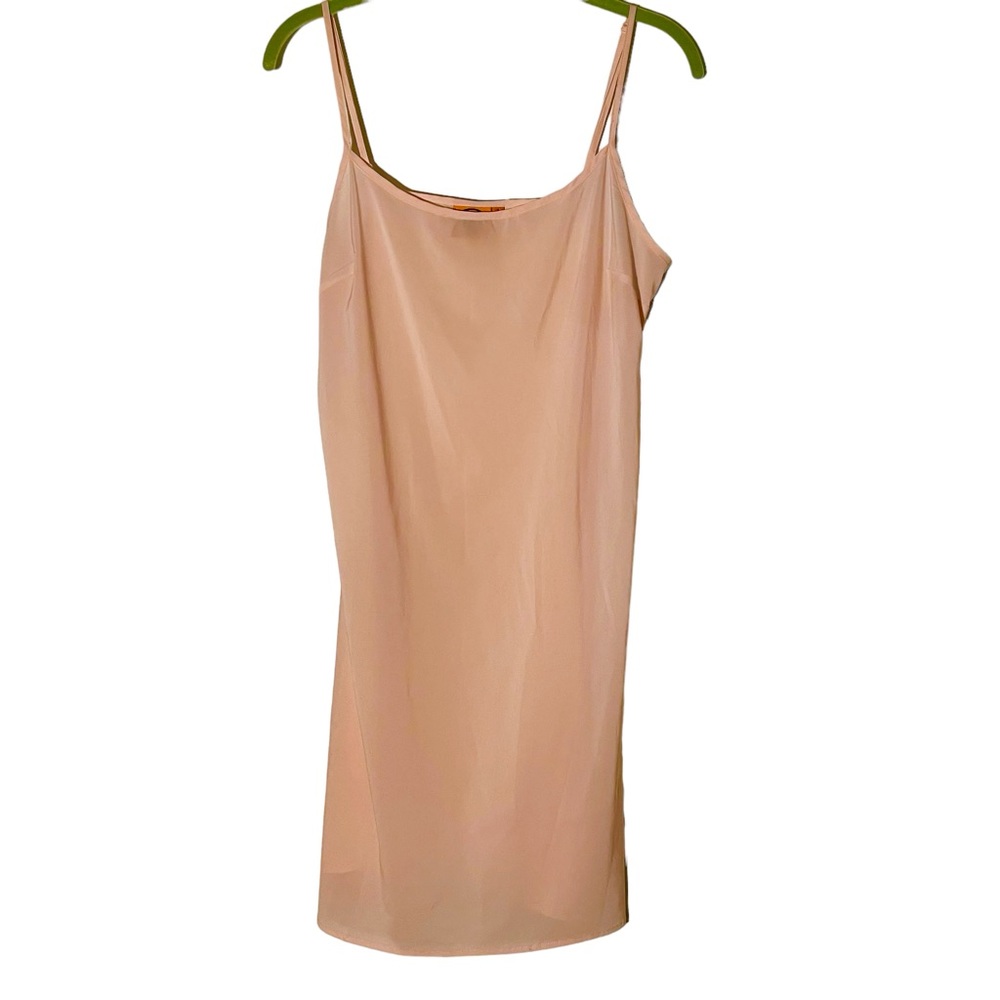 Tory Burch Pale Pink Slip Size 8